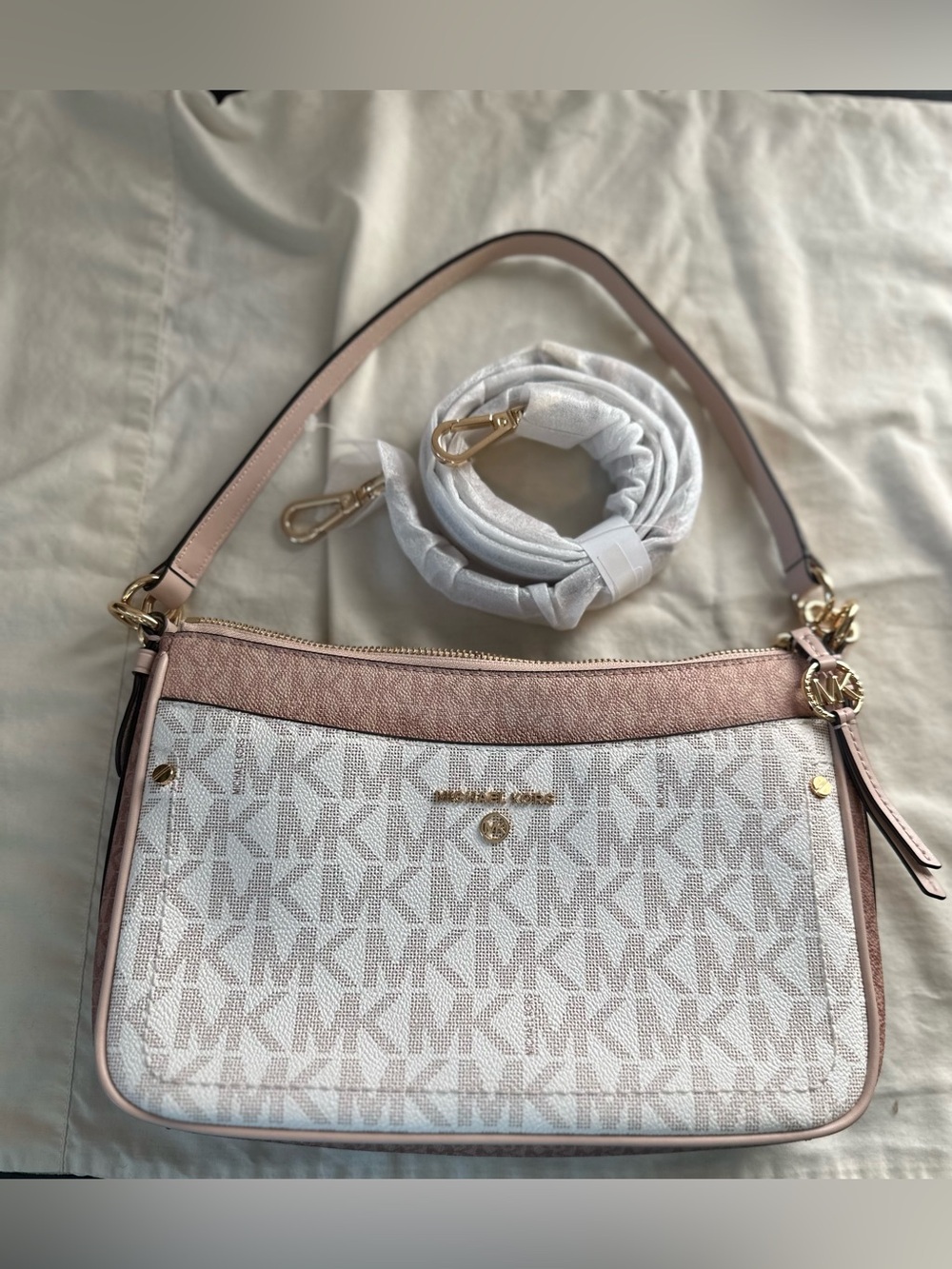 Michael Kors Jet Set Charm Medium Pochette Shoulder Bag Monogram Pink White